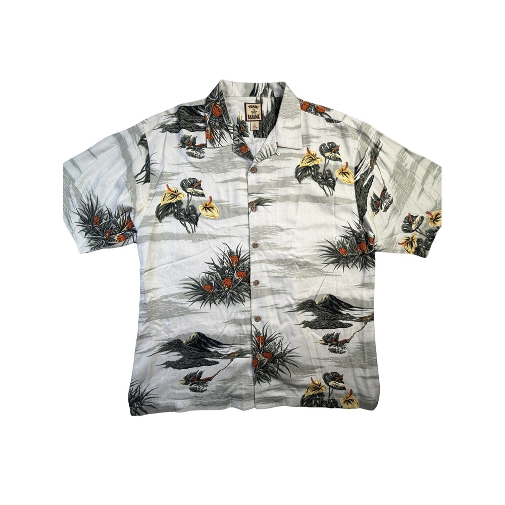 Tommy Bahama Mens Large 100% Silk Camp Shirt Tropical Volcano Pineapple